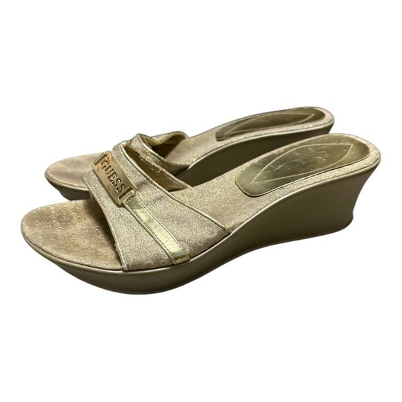 Guess sandal wedges size 7.5 gold - Picture 1 of 8